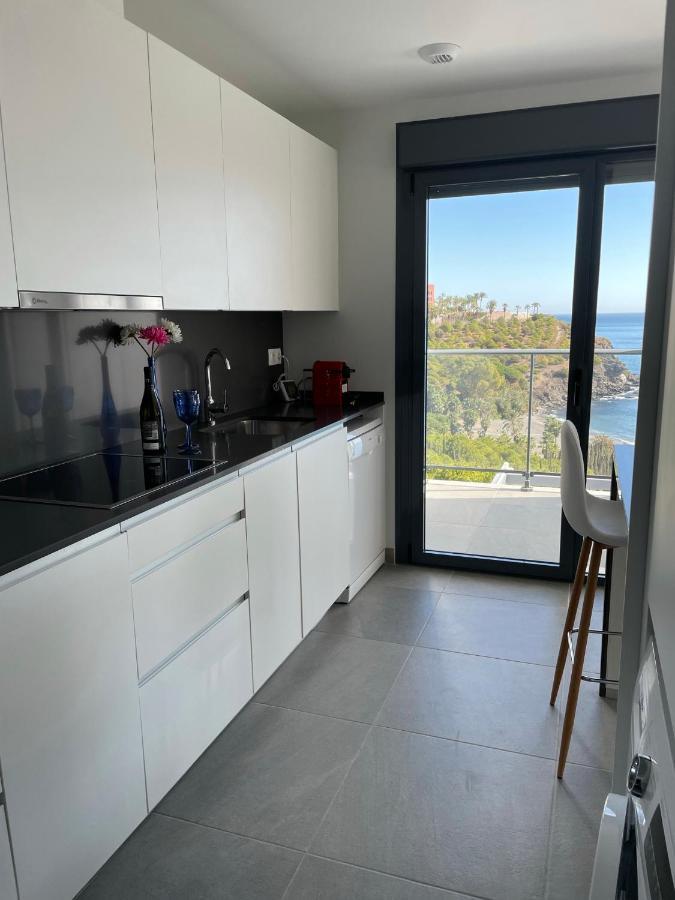 Sunny Penthouse Beach Apartment With Panoramic Views อัลมูเญการ์ ภายนอก รูปภาพ